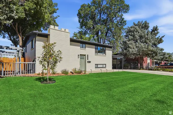 6744 S 1560 E, Cottonwood Heights, UT 84121