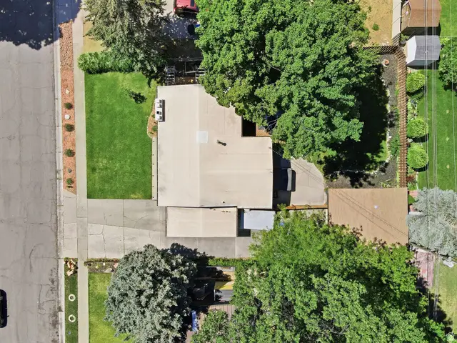 6744 S 1560 E, Cottonwood Heights, UT 84121 - #3