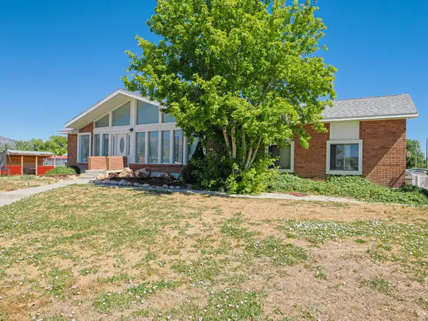 48 Orchard Ln, Grantsville, UT 84029