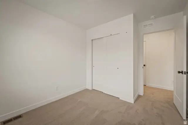 4082 S Sandridge Dr #6, Roy, UT 84067 - #2