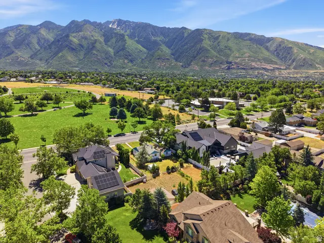 10850 S 1700 E, Sandy, UT 84092 - #3