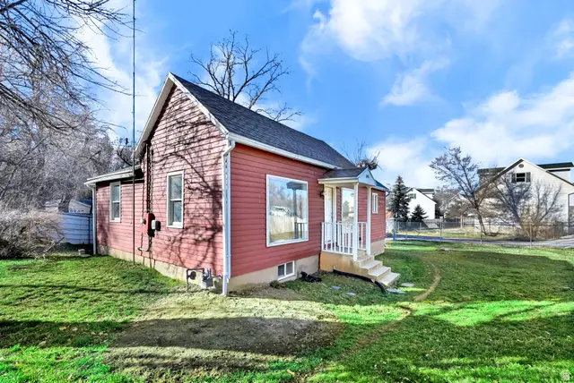 895 Sullivan Rd, Ogden, UT 84403 - #3