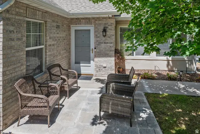 2101 W Abbey View Rd, West Jordan, UT 84088 - #3