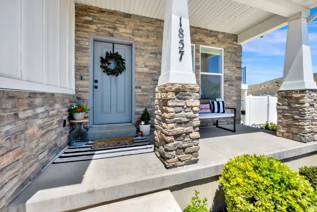 1857 E Thunder Gulch Rd, Eagle Mountain, UT 84043 - #3