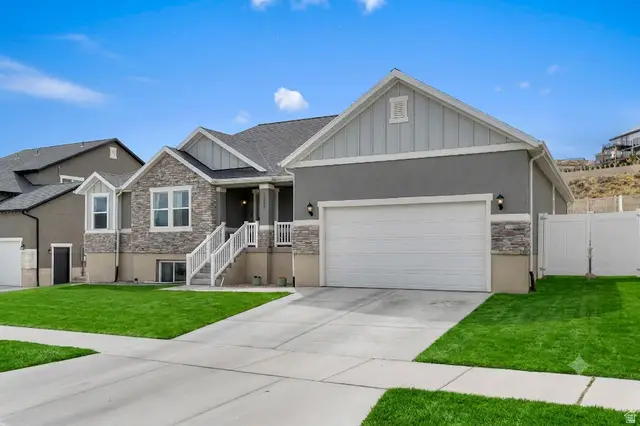 1367 W Fort Rock Dr, Saratoga Springs, UT 84045 - #3
