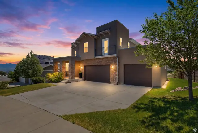 5039 Ambermont Dr W, Herriman, UT 84096 - #1