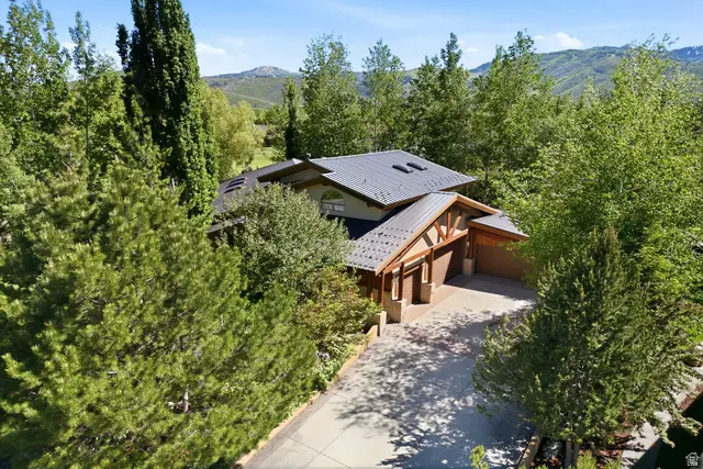 6 Saint Andrews Ct, Park City, UT 84060 - #1