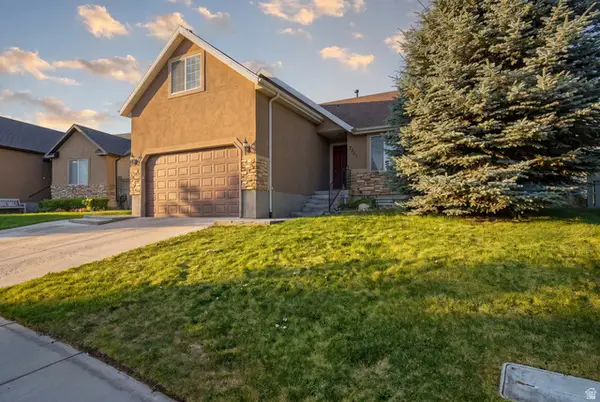 7721 N Ruby Valley Dr. W, Eagle Mountain, UT 84005