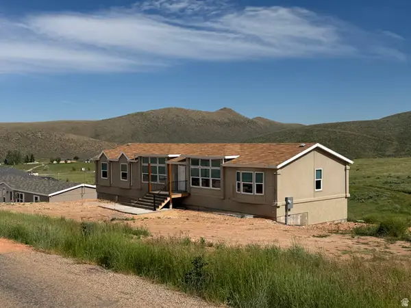 98 Clubhouse Dr #1, Garden City, UT 84028