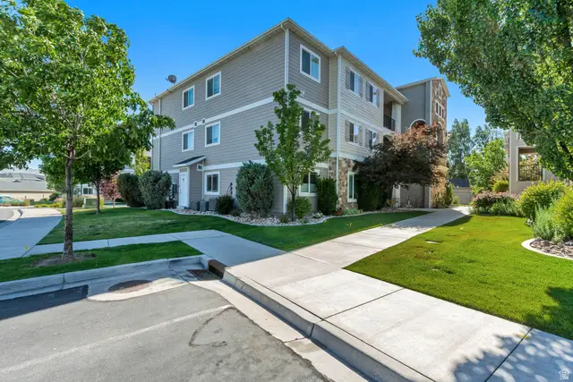 1851 N Crest Rd #BLDG N, Saratoga Springs, UT 84045 - #2
