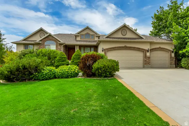 11493 N Flowering Plum Ln, Highland, UT 84003 - #1