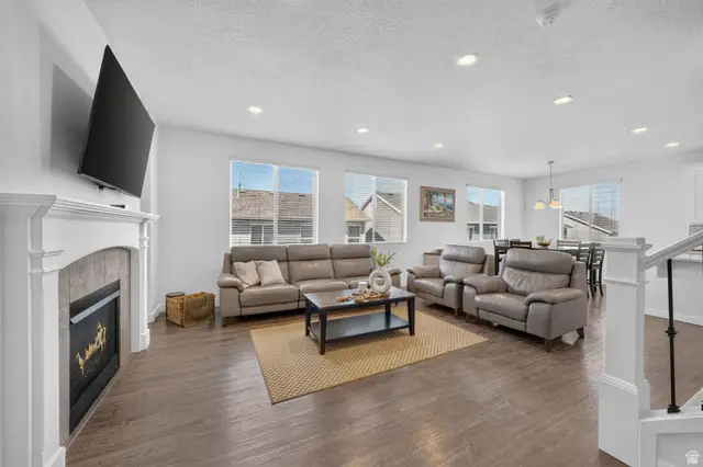 3039 S Red Pine Dr W, Saratoga Springs, UT 84045 - #2