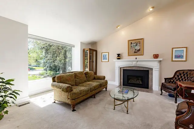 8158 S Andorra Ln E, Sandy, UT 84093 - #2