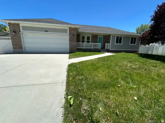 12171 S Laurel Chase Dr W, Riverton, UT 84065 - #2