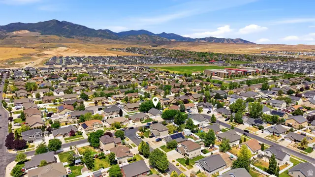 8462 S Oak Farm Dr W, West Jordan, UT 84081 - #2