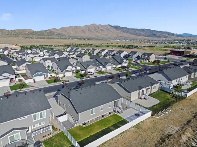 6085 N Sheps Ridge Rd, Eagle Mountain, UT 84005 - #2