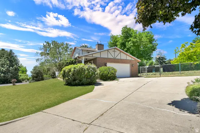 3825 N Westwood Dr, Pleasant View, UT 84414 - #3