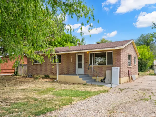60 N 400 W, Kaysville, UT 84037 - #2