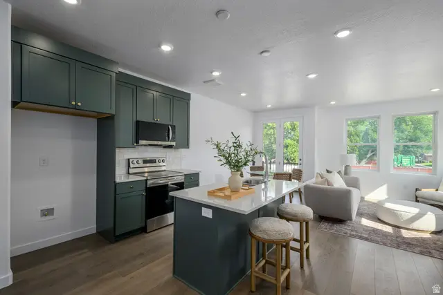 259 W Bishop Pl #2-08, Salt Lake City, UT 84103 - #3
