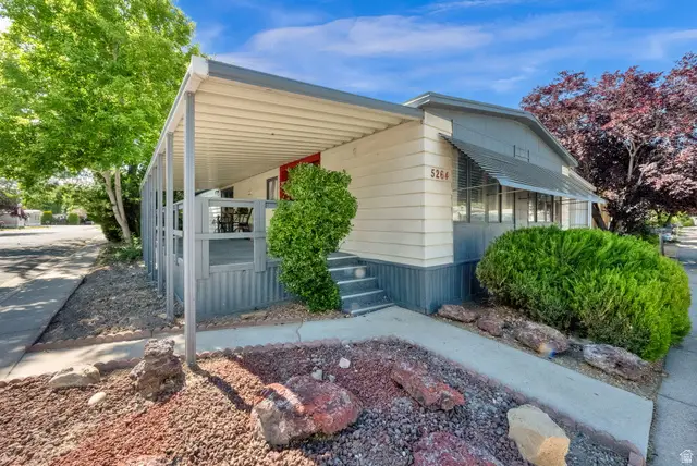 5264 W Encino St, Salt Lake City, UT 84117 - #2