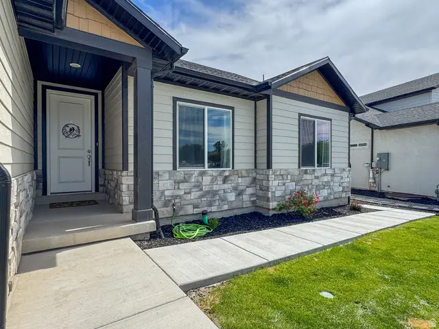 3556 E Royal Dornoch Dr, Eagle Mountain, UT 84005 - #3
