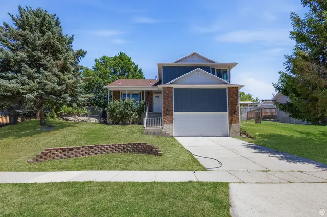 910 W Red Oaks Dr, Murray, UT 84123 - #1