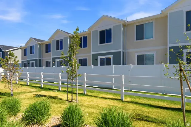 1084 E Pilot St, Saratoga Springs, UT 84045 - #3