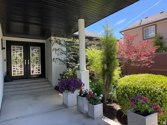2320 E Caprice Ct S, Holladay, UT 84124 - #2