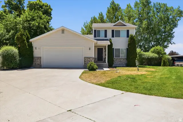 239 N 300 W, Smithfield, UT 84335 - #2