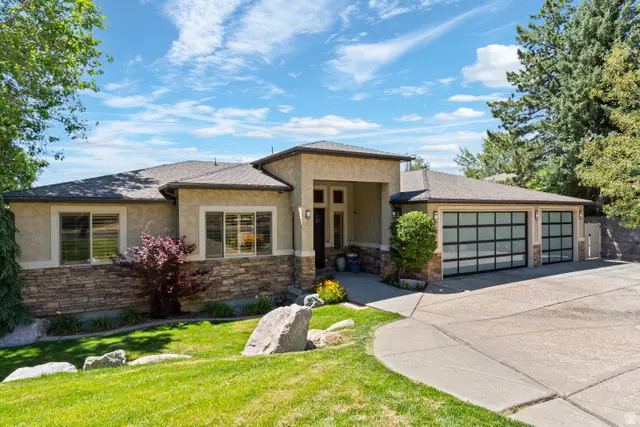 576 S 1800 E, Fruit Heights, UT 84037 - #1