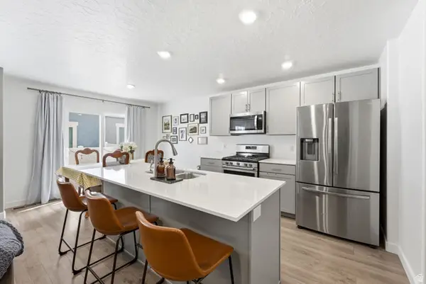 1113 E Jack Dr, Saratoga Springs, UT 84045