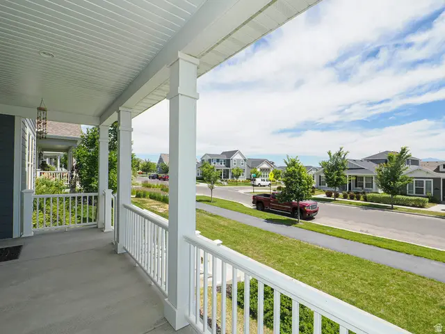 11576 S Willow Walk Dr W, South Jordan, UT 84009 - #3