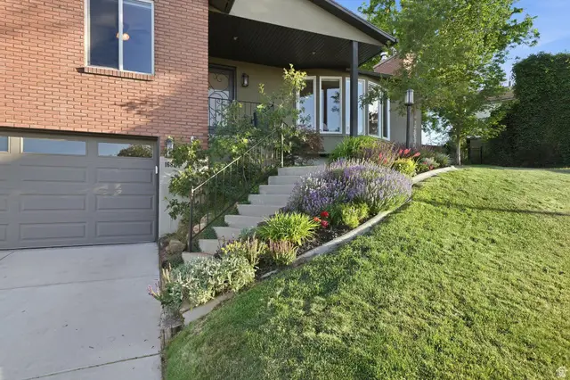 1682 E Julho St, Sandy, UT 84093 - #3