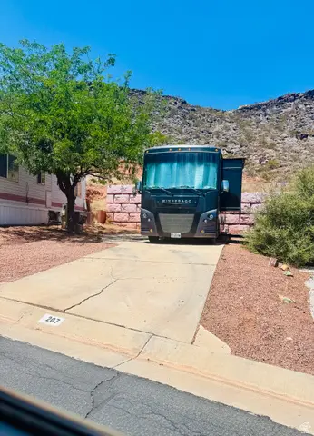 840 N Twin Lakes Dr #207, Saint George, UT 84770 - #1