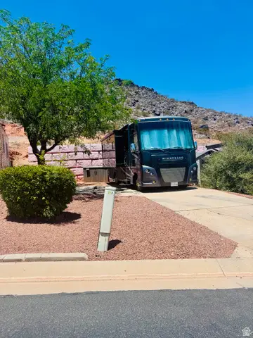 840 N Twin Lakes Dr #207, Saint George, UT 84770 - #3