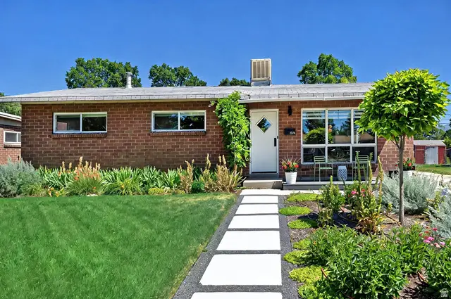 1374 W Dupont Ave N, Salt Lake City, UT 84116 - #2
