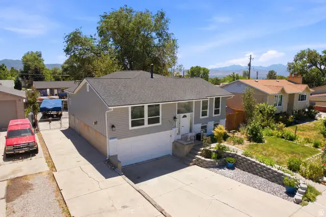 1174 Violet Dr, Sandy, UT 84094 - #2