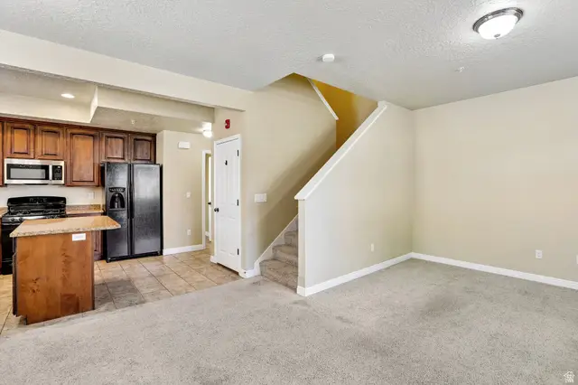 7054 S Greensand Dr W, West Jordan, UT 84084 - #3