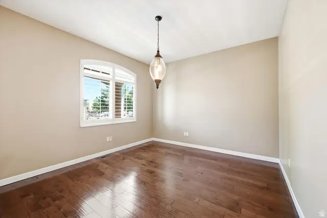 1475 W Iron Port Dr, South Jordan, UT 84095 - #3