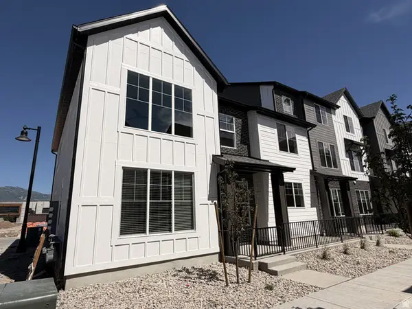 1179 N Downfield Ln W #208, North Salt Lake, UT 84054