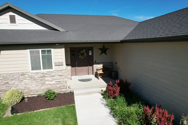 1134 S Vista Ridge Dr W, Santaquin, UT 84655 - #3