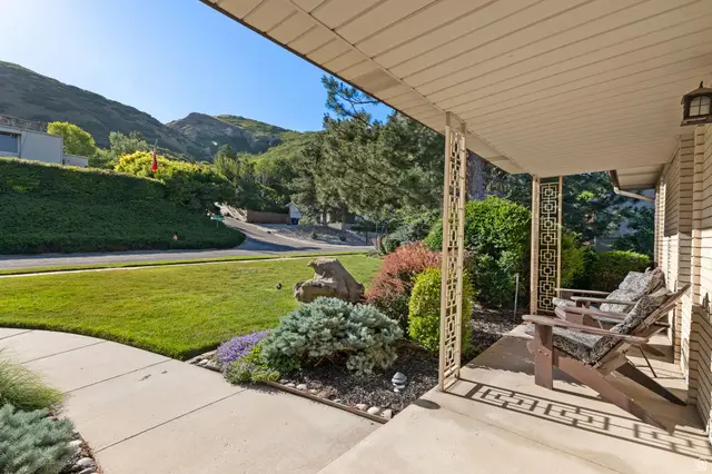 1584 S Sunset Oaks Dr, Salt Lake City, UT 84108 - #3