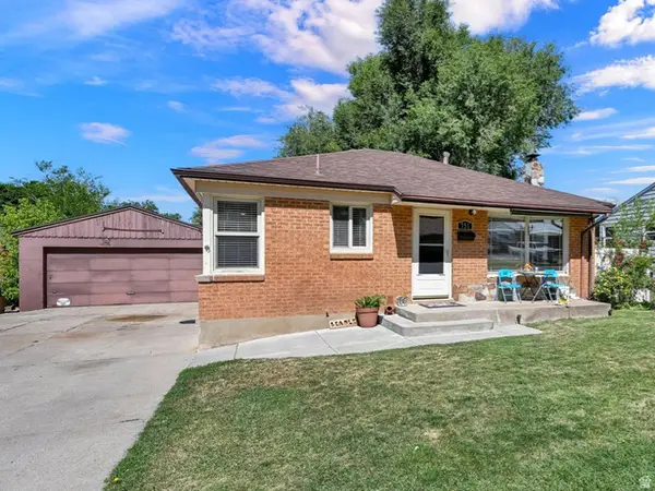 751 N Robins Ave E, Ogden, UT 84404