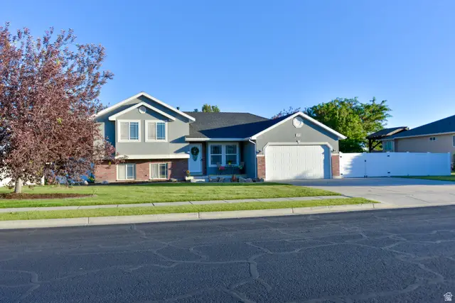 2955 W 3450 N, Farr West, UT 84404 - #1