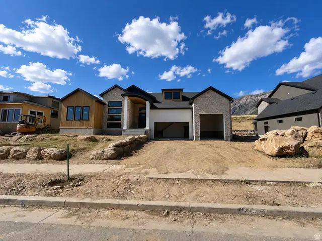 1290 W Caribou Ct, Pleasant View, UT 84414 - #2