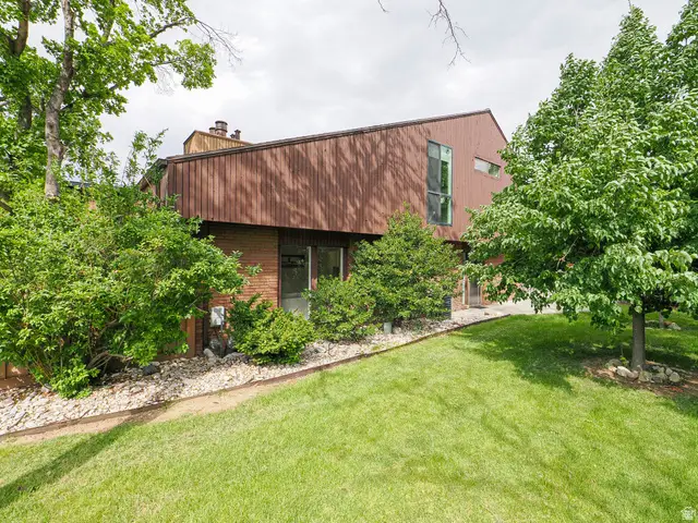 2074 E Michigan Ave, Salt Lake City, UT 84108 - #2