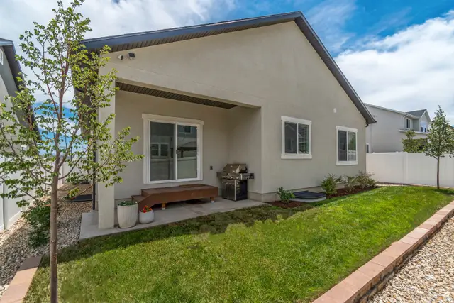 11992 S Butte County Dr, Herriman, UT 84096 - #3
