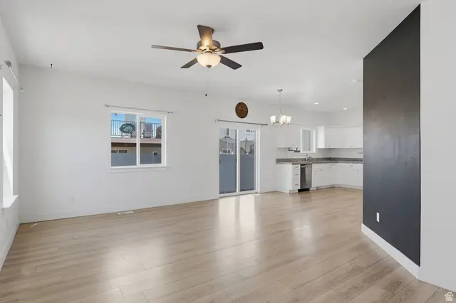 7077 N Spring Hill Ln, Eagle Mountain, UT 84005 - #3