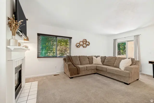 9147 S Jefferson Pl #BLD 15, Sandy, UT 84070 - #2