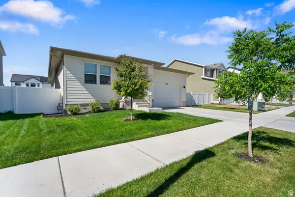 1851 E Chukar Dr N #B167, Eagle Mountain, UT 84005